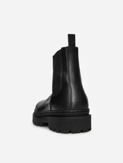 Mudguard Leather Chelsea Boots