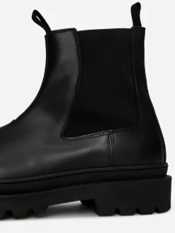 Mudguard Leather Chelsea Boots