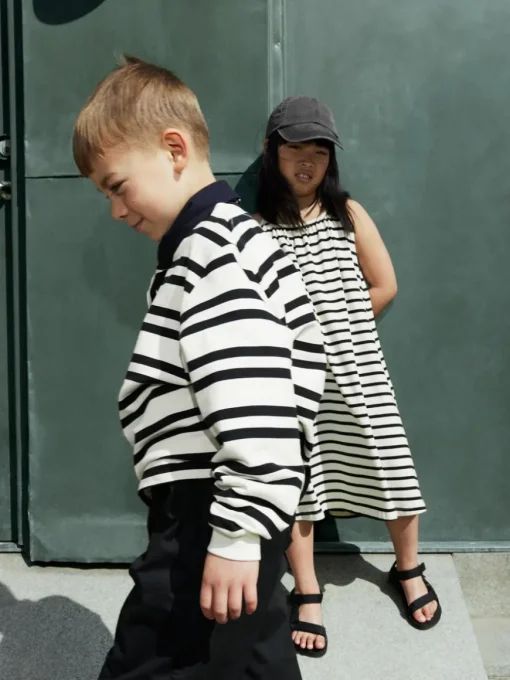 Oversized Long-Sleeved T-Shirt